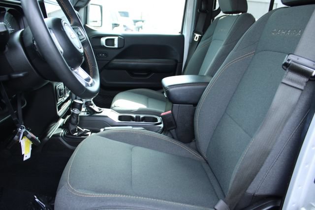 Used 2024 Jeep Wrangler Unlimited Sahara AWD/4WD image 33