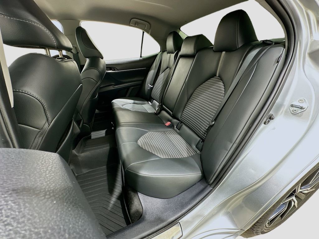Used 2024 Toyota Camry SE image 23