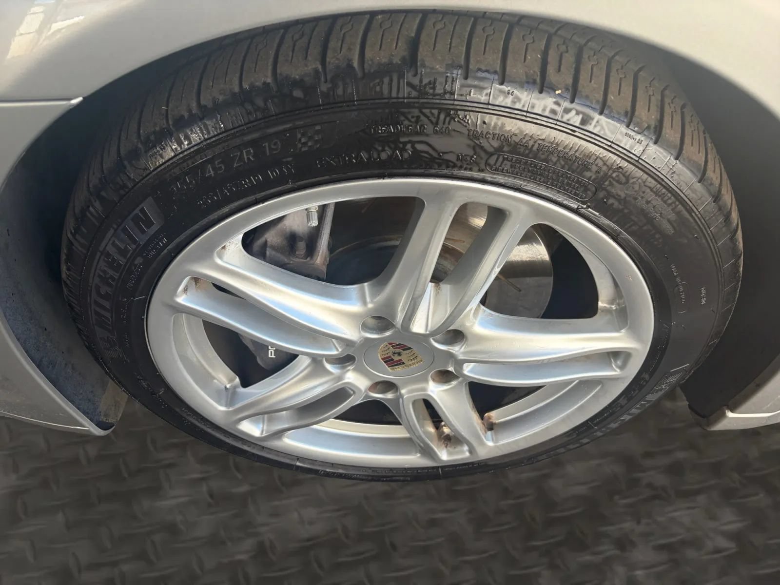 Used 2012 Porsche Panamera 4 image 36