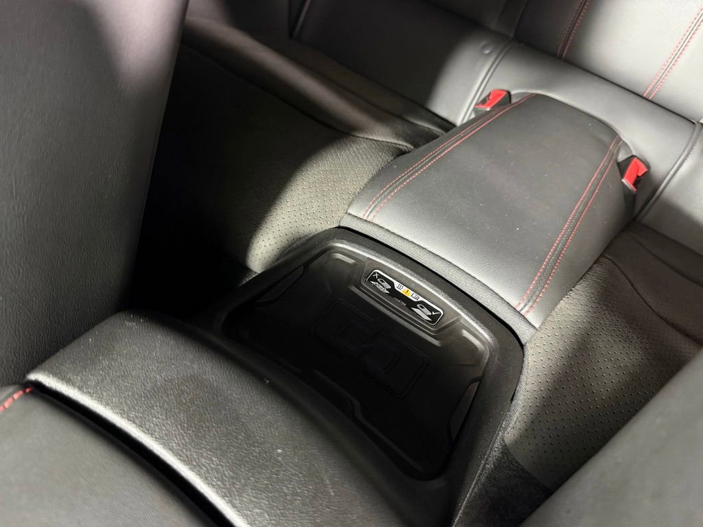 Used 2019 Chevrolet Camaro ZL1 RWD image 35