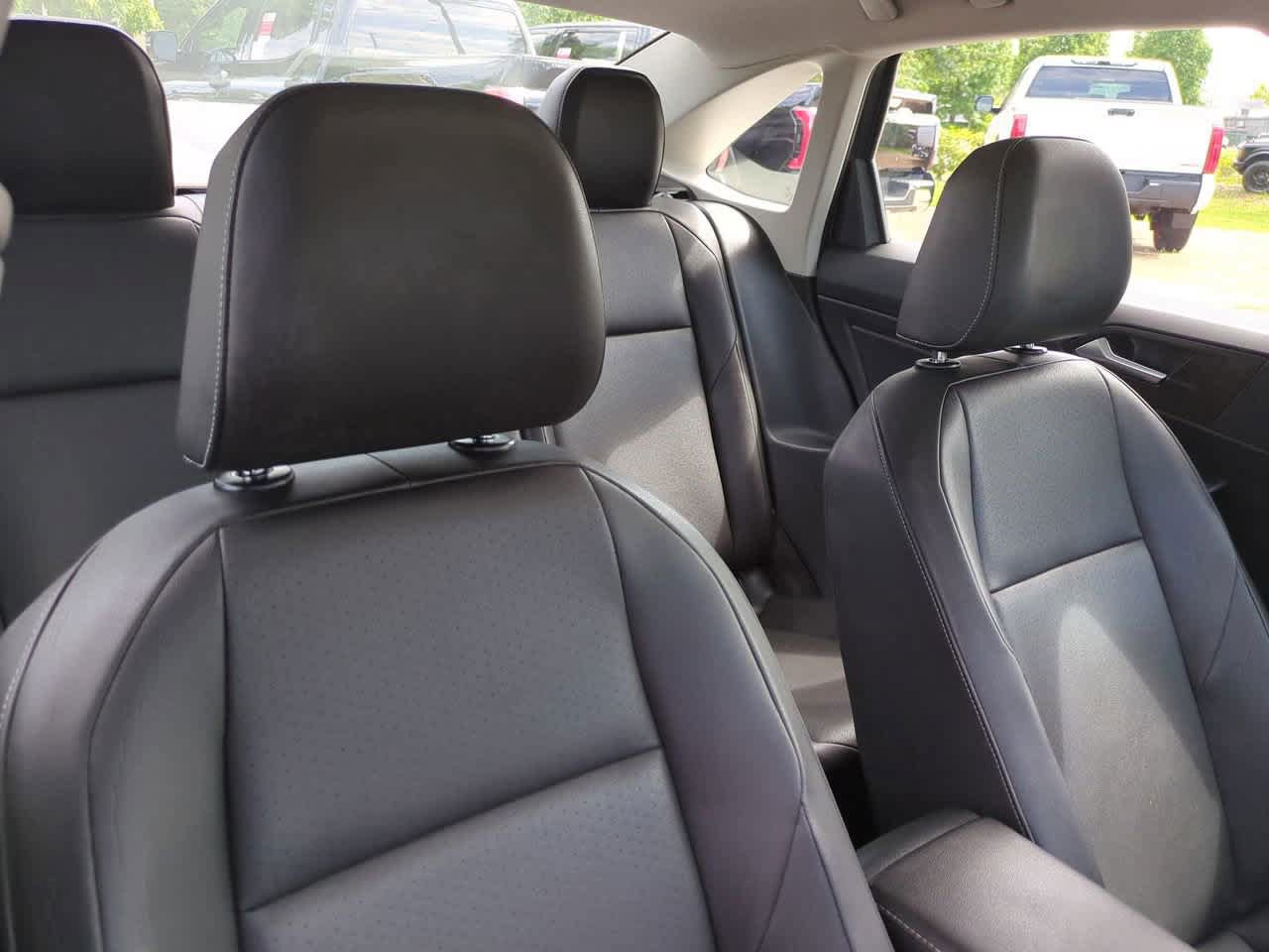Used 2019 Volkswagen Jetta SE FWD image 7