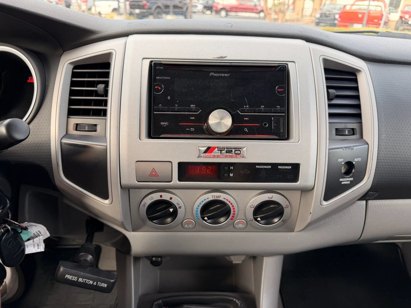 Used 2008 Toyota Tacoma X-Runner RWD image 22