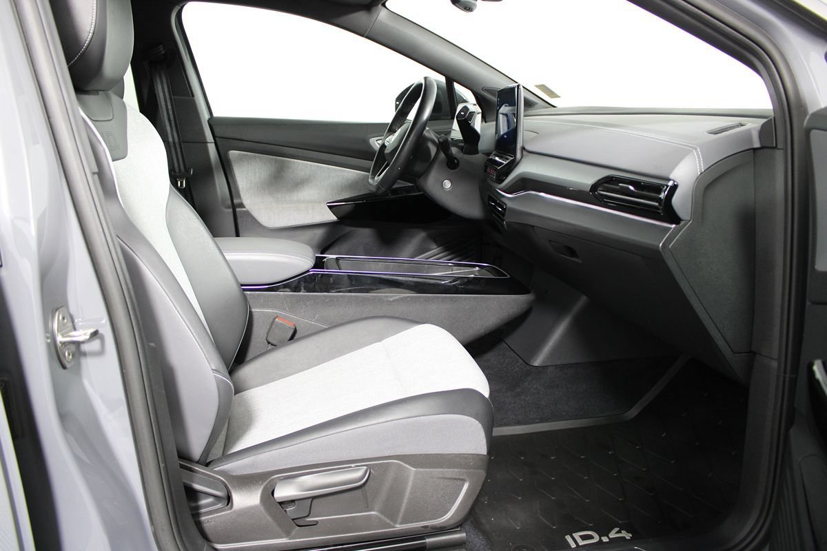 Used 2023 Volkswagen ID.4 Pro RWD image 12