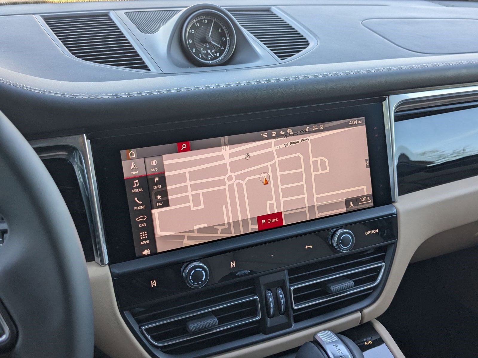 New 2026 Porsche Macan S image 17