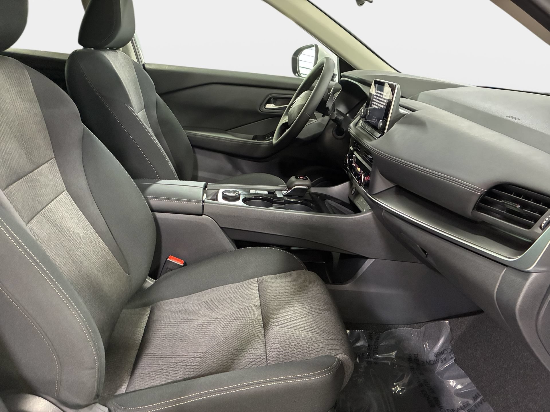 New 2026 Nissan Rogue SV w/ Cold Weather Package AWD/4WD image 10