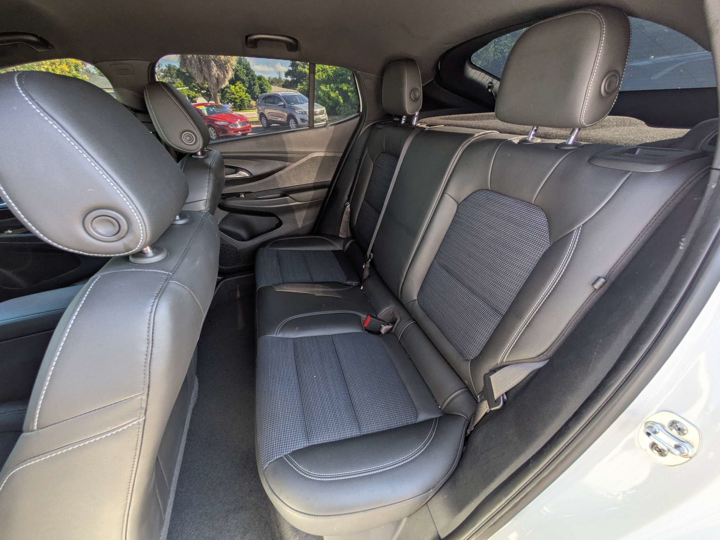 Used 2024 Buick Envista Preferred FWD image 14