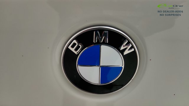 Used 2025 BMW 330i xDrive Sedan AWD/4WD image 32