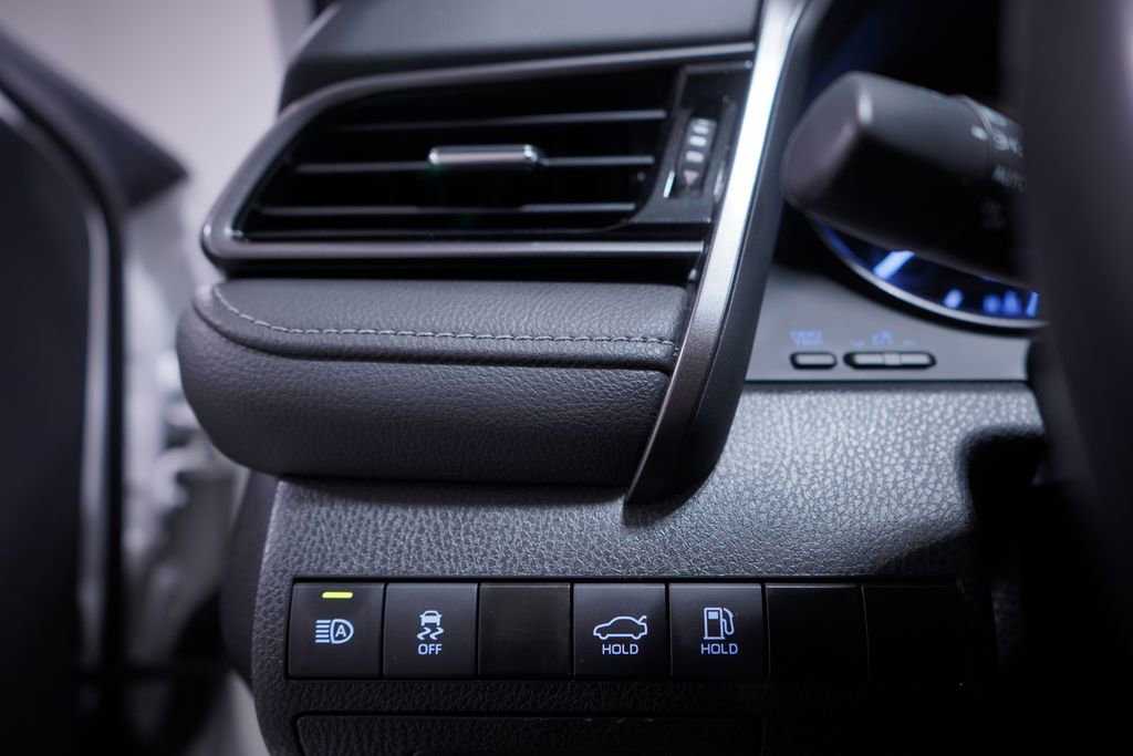 Used 2024 Toyota Camry SE image 17