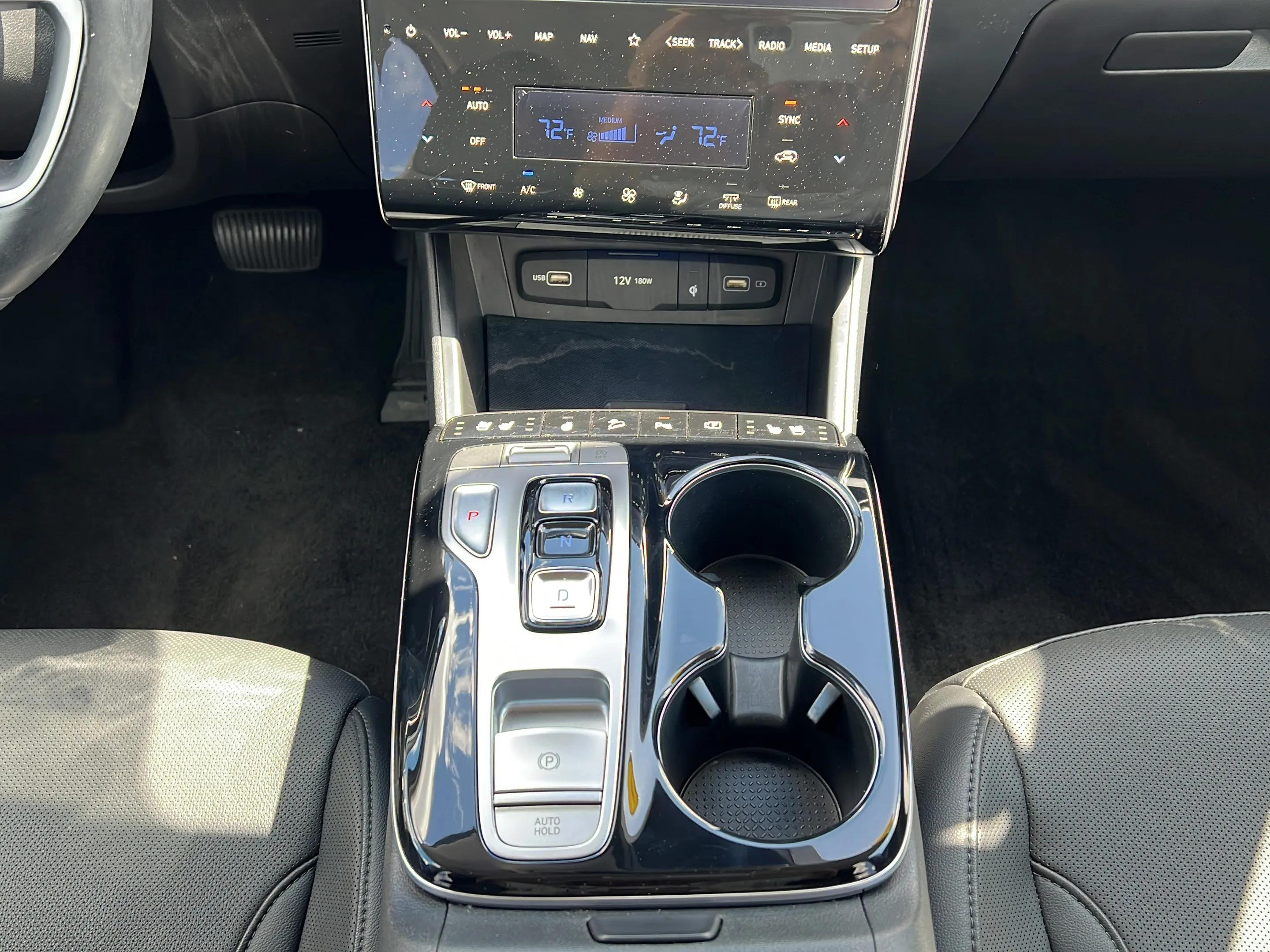 Certified 2024 Hyundai Tucson Limited FWD image 23