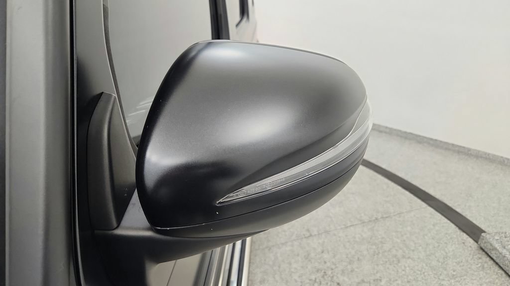 Used 2023 Mercedes-Benz G 550 image 50