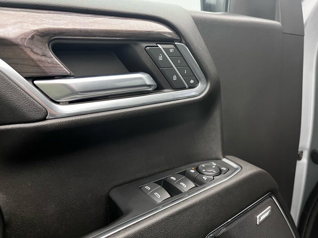Used 2023 Chevrolet Silverado 1500 LTZ w/ LTZ Convenience Package II image 16