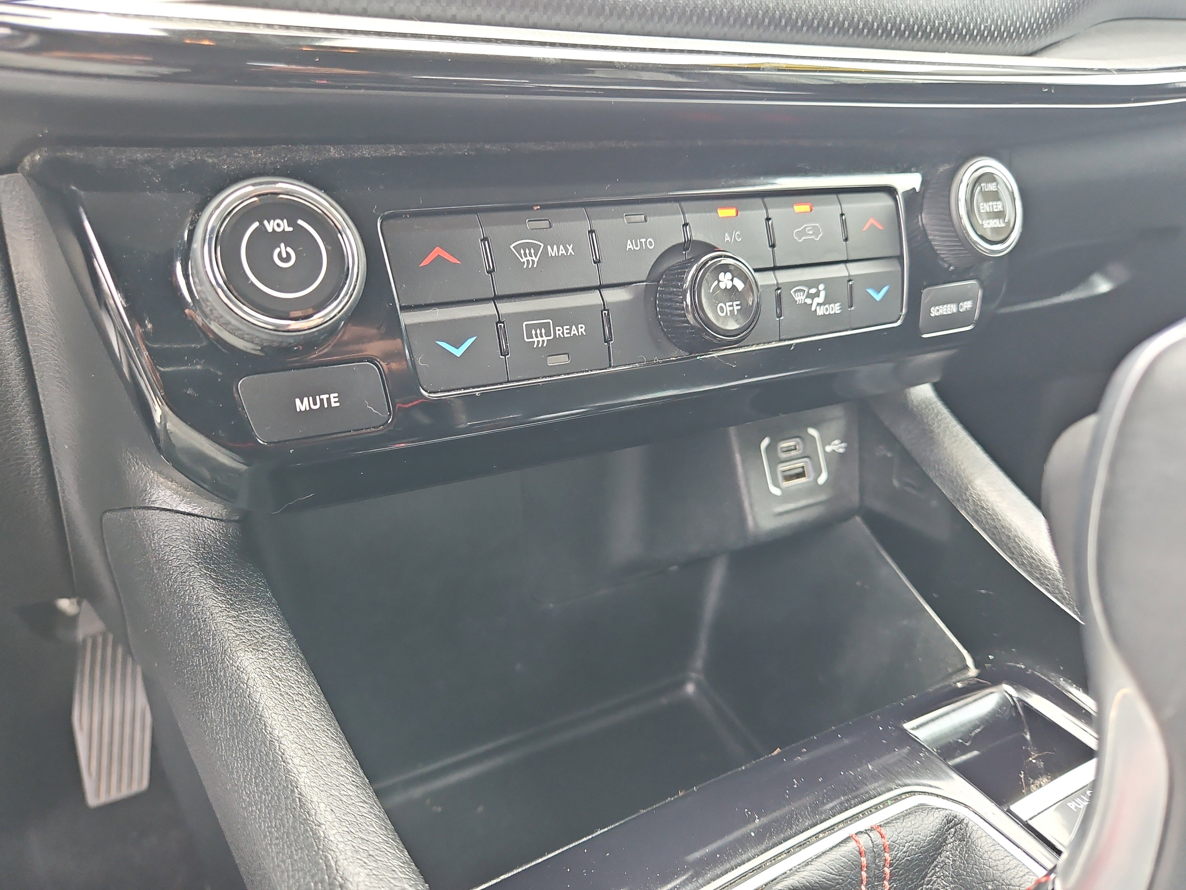 Used 2022 Jeep Compass Trailhawk image 21