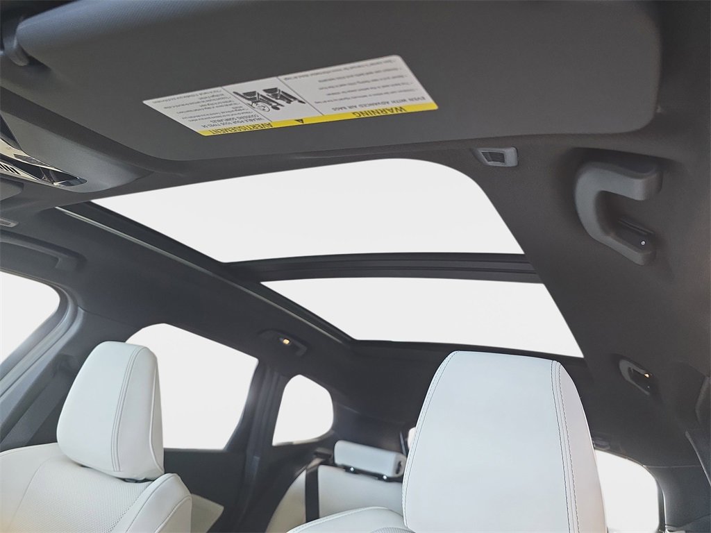 New 2026 BMW X1 xDrive28i w/ Technology Package image 18