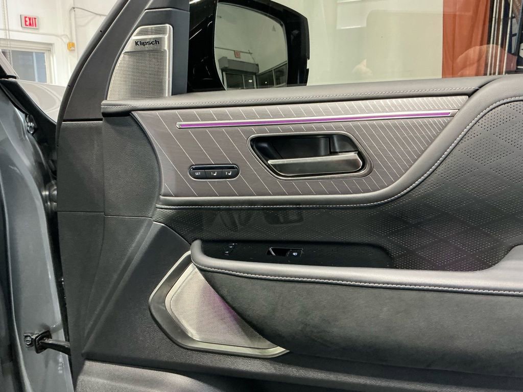 Used 2025 INFINITI QX80 Autograph image 46