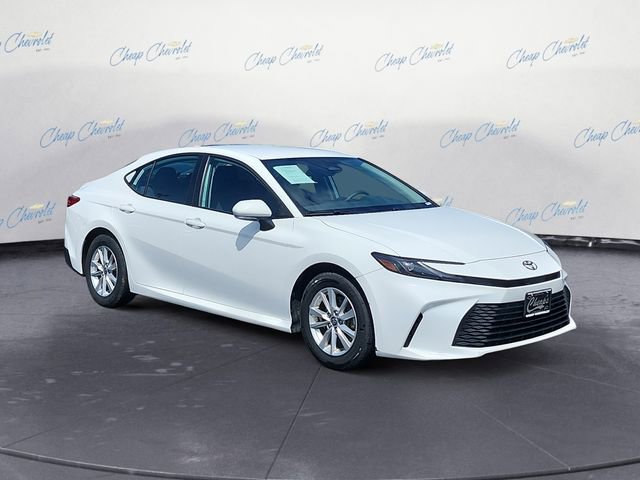 Used 2025 Toyota Camry LE FWD image 7