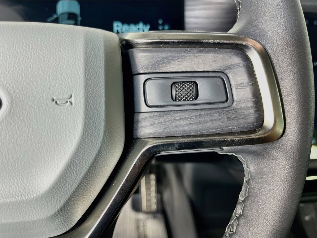 Used 2024 Rivian R1S Adventure AWD/4WD image 15
