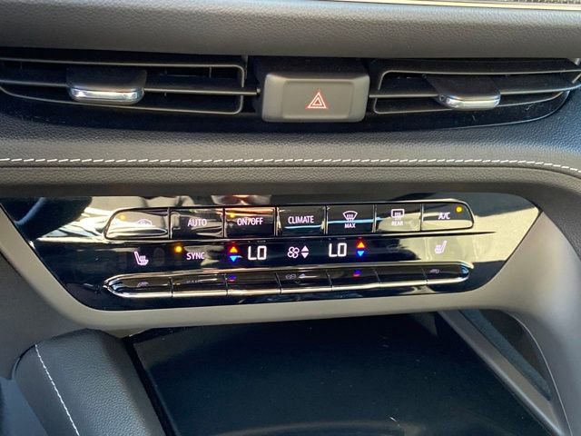 Certified 2023 Buick Envision Preferred w/ Sport Touring Package image 12