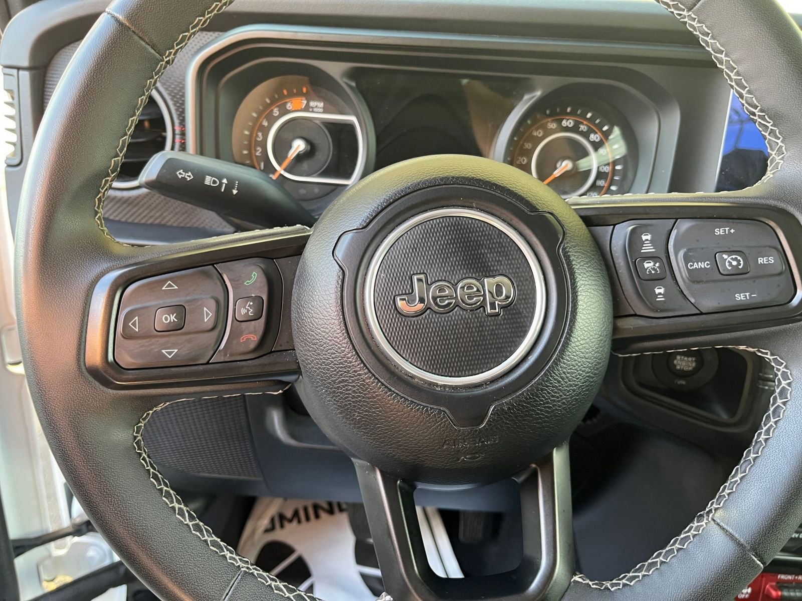 Used 2025 Jeep Wrangler Rubicon image 28