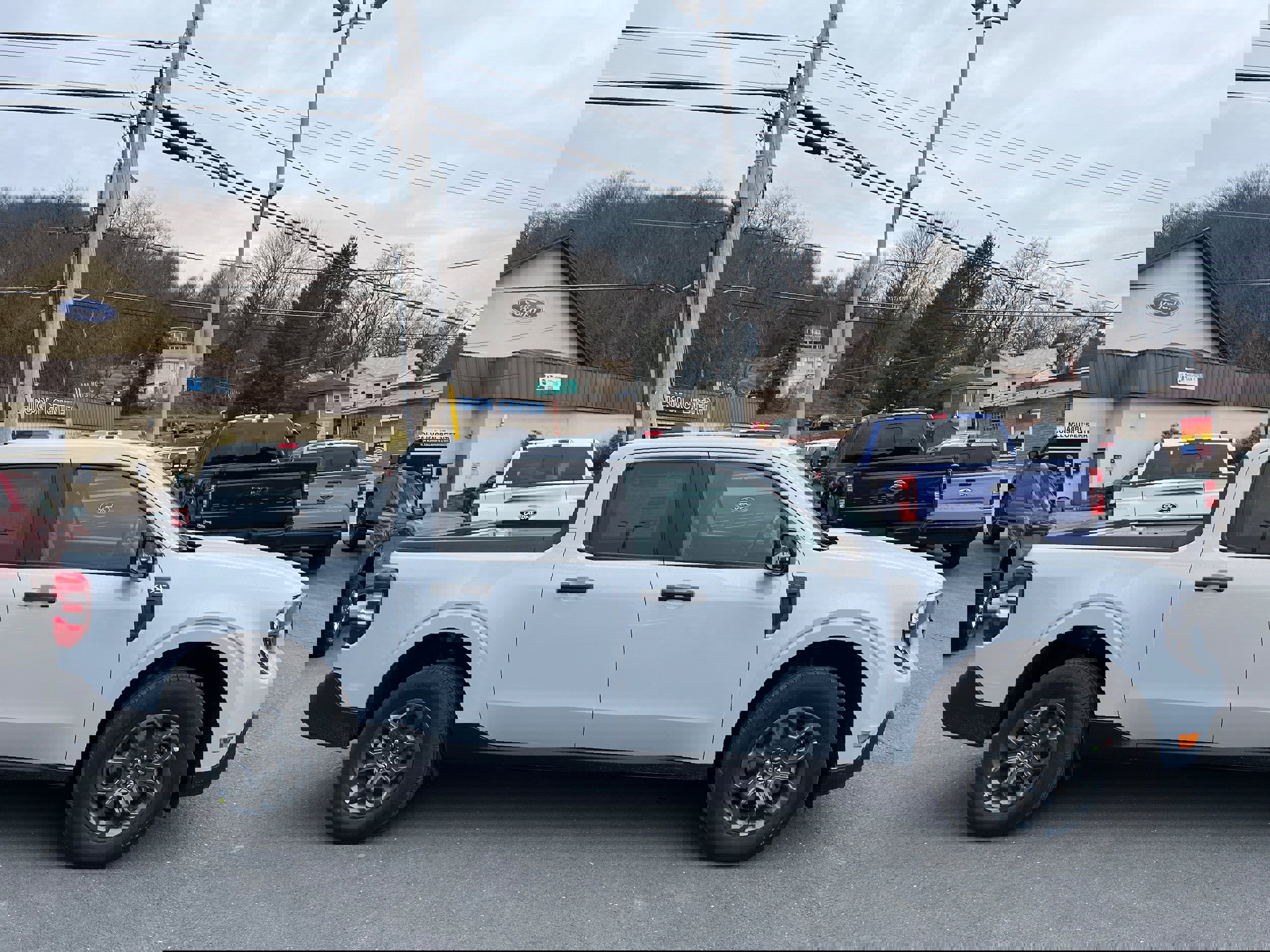 New 2026 Ford Maverick XLT w/ Equipment Group 301A image 11