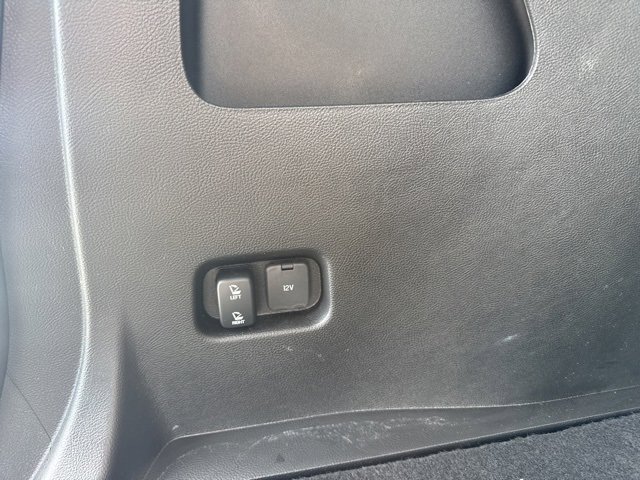 Used 2024 Ford Edge SEL w/ Convenience Package image 13