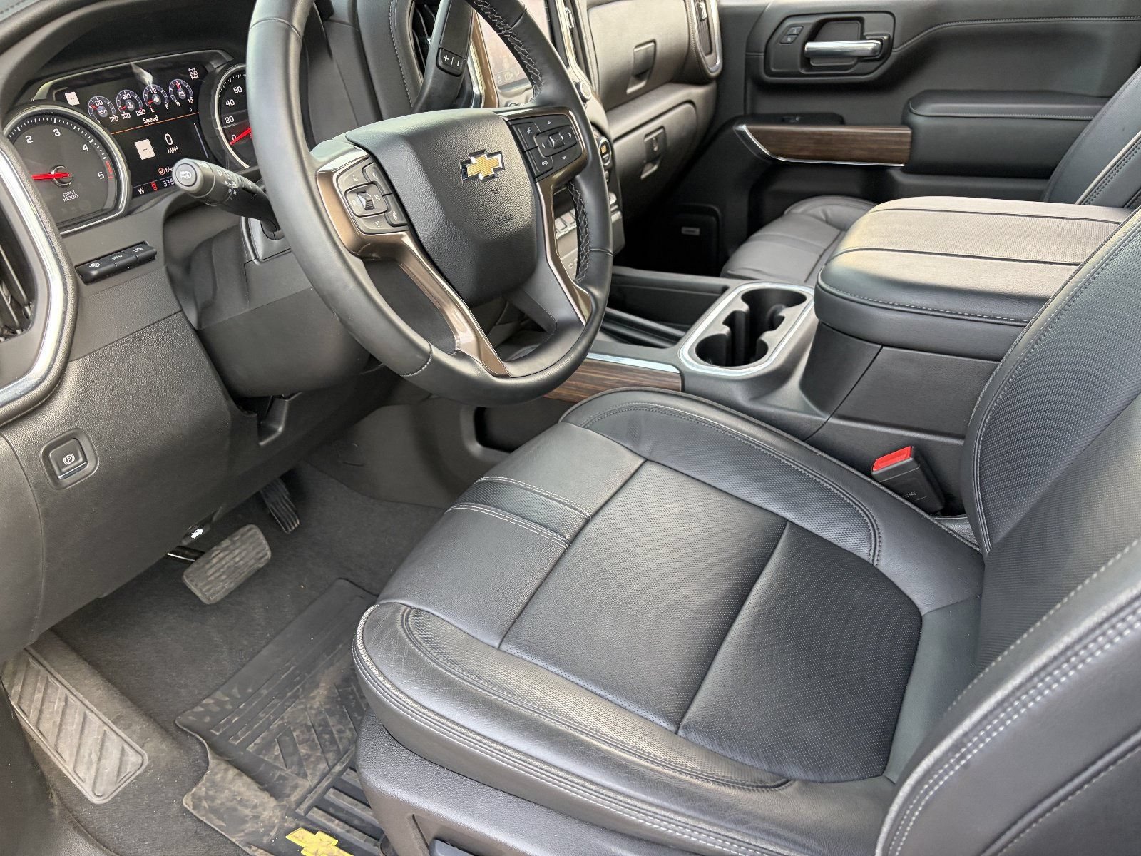 Certified 2023 Chevrolet Silverado 2500 High Country w/ Z71 Off-Road Package AWD/4WD image 13