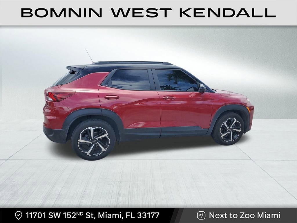 Used 2021 Chevrolet TrailBlazer RS w/ Sun and Liftgate Package image 8