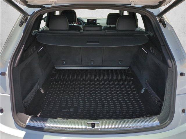 Used 2019 Audi SQ5 Prestige w/ Prestige Package AWD/4WD image 6