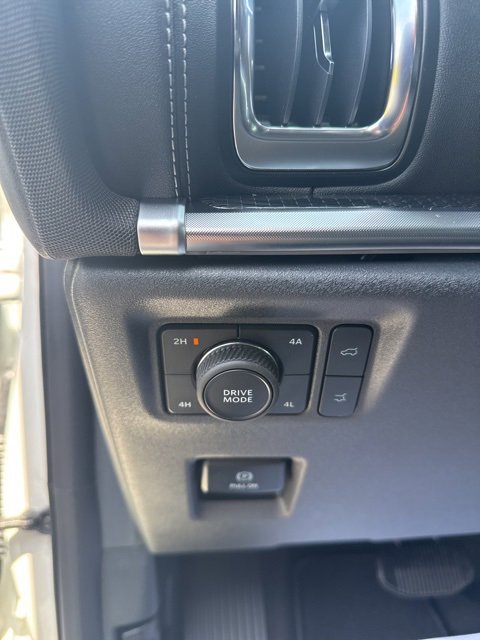 New 2025 Ford Expedition Max Platinum w/ Stealth Performance Package image 8