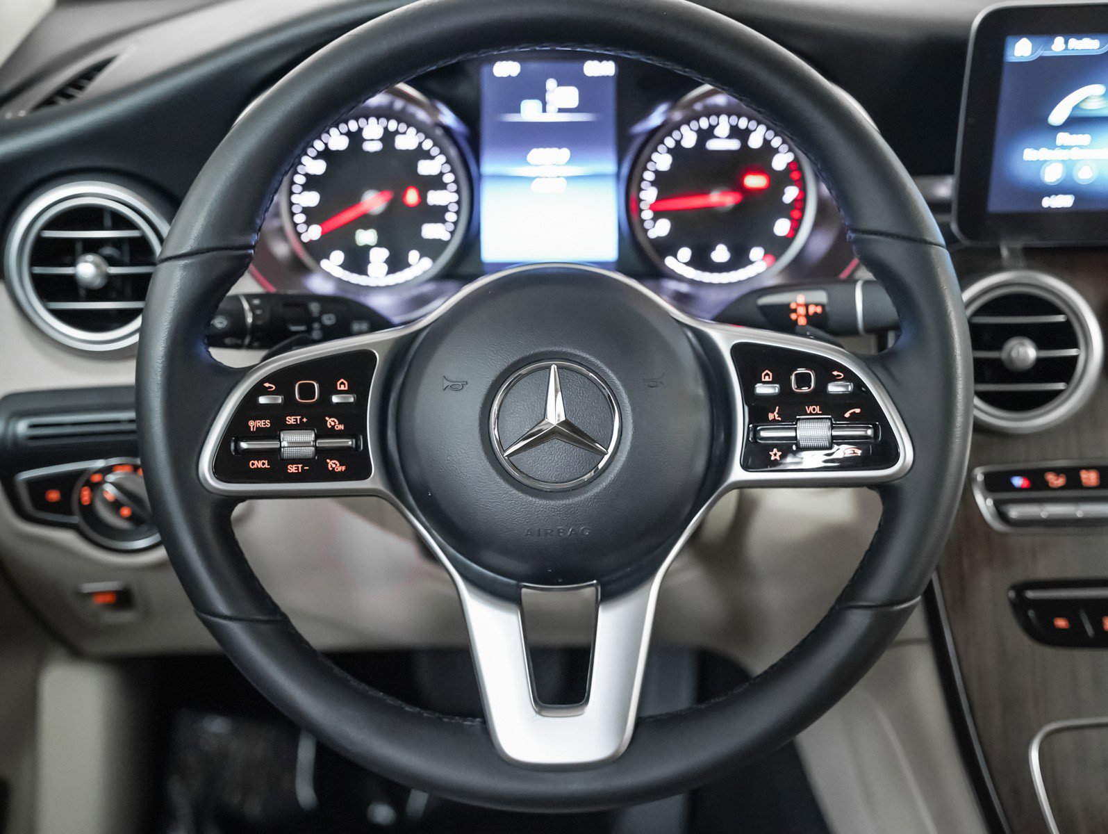 Certified 2022 Mercedes-Benz GLC 300 image 16