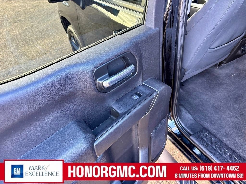 Used 2020 Chevrolet Silverado 1500 LT w/ All-Star Edition RWD image 18