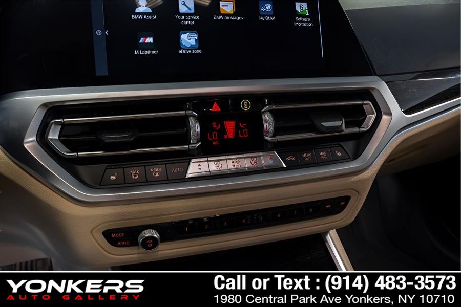 Used 2021 BMW 330e w/ Convenience Package RWD image 16