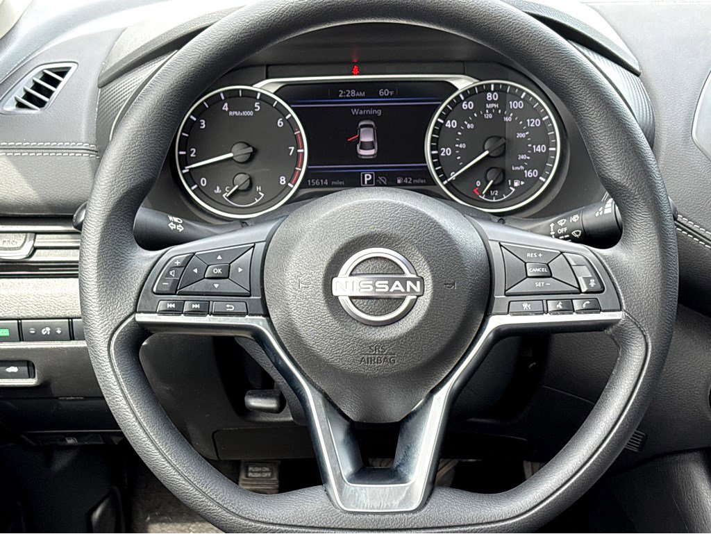 Used 2025 Nissan Sentra SV image 11