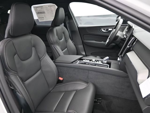 New 2026 Volvo XC60 B5 Ultra w/ Climate Package image 34