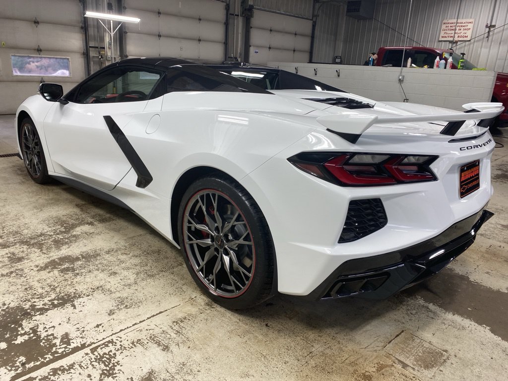 Used 2026 Chevrolet Corvette Stingray Premium Conv w/ Z51 Performance Package RWD image 11