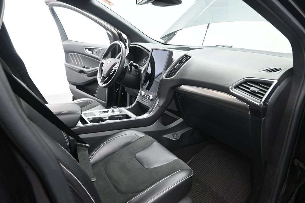 Used 2023 Ford Edge ST AWD/4WD image 20