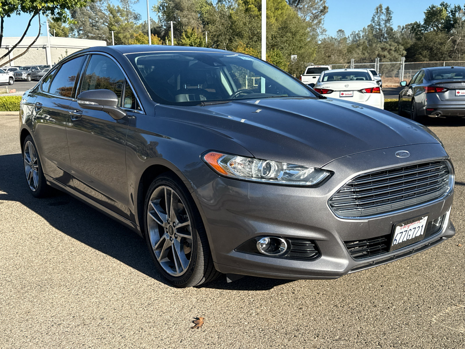 Used 2013 Ford Fusion Titanium w/ Titanium Driver Assist Pkg FWD image 5