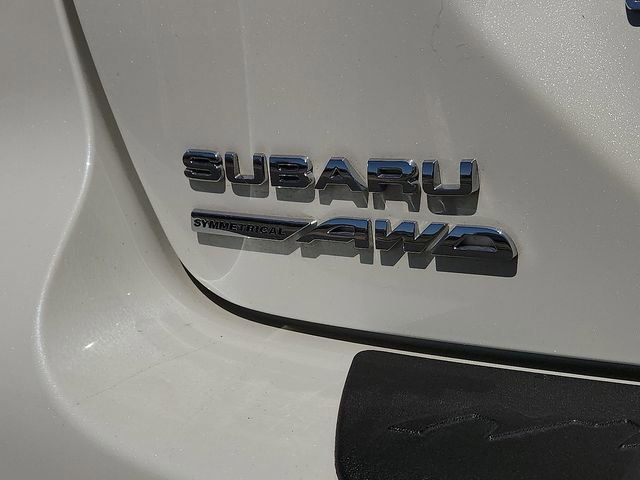 Certified 2025 Subaru Crosstrek 2.0i image 8