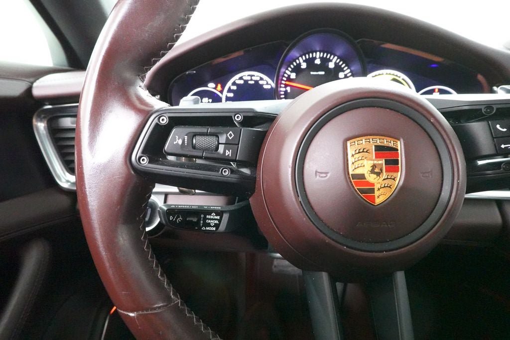 Used 2023 Porsche Panamera 4 Platinum Edition AWD/4WD image 16