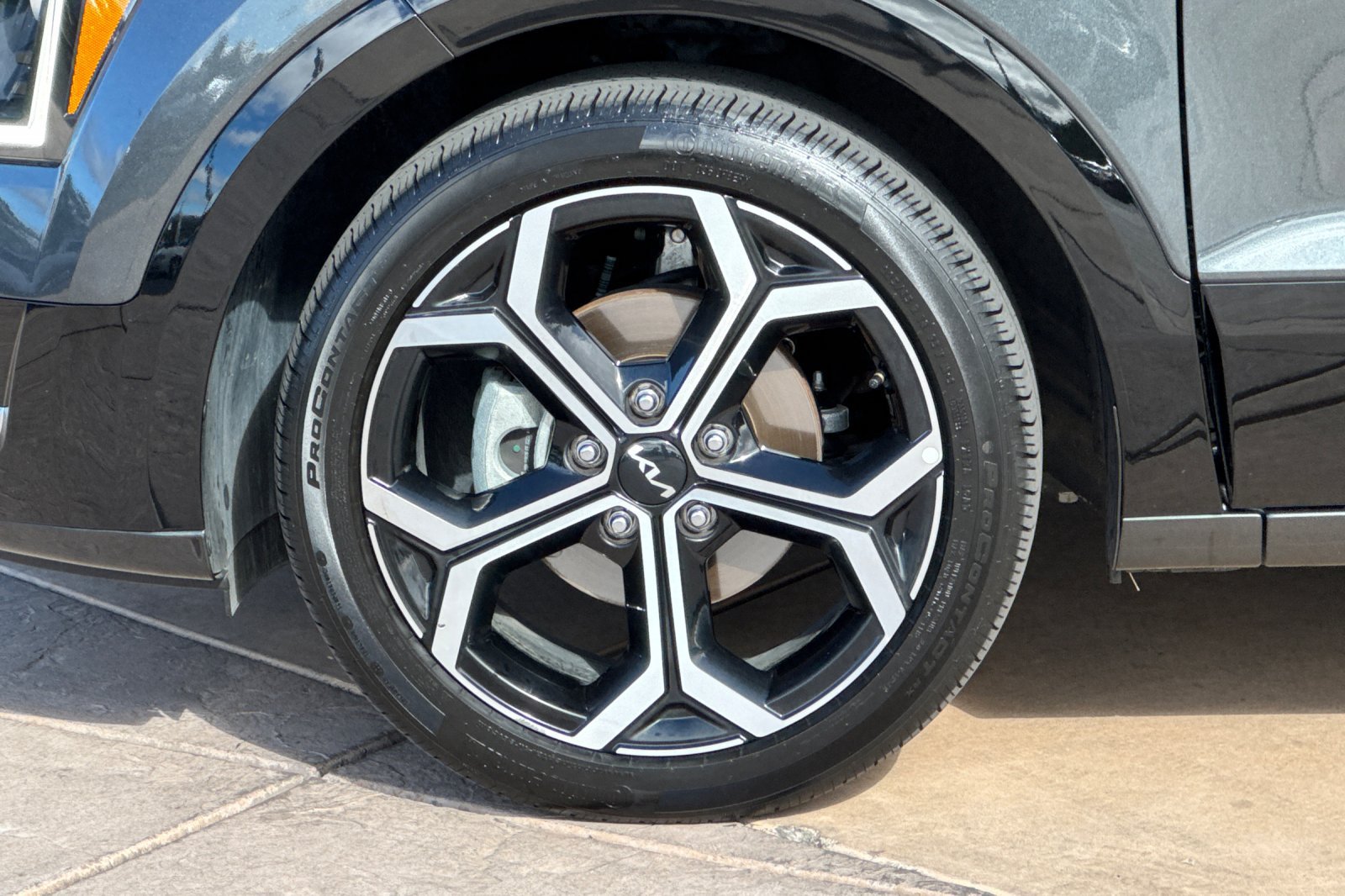 Used 2024 Kia Niro EX Touring FWD image 35