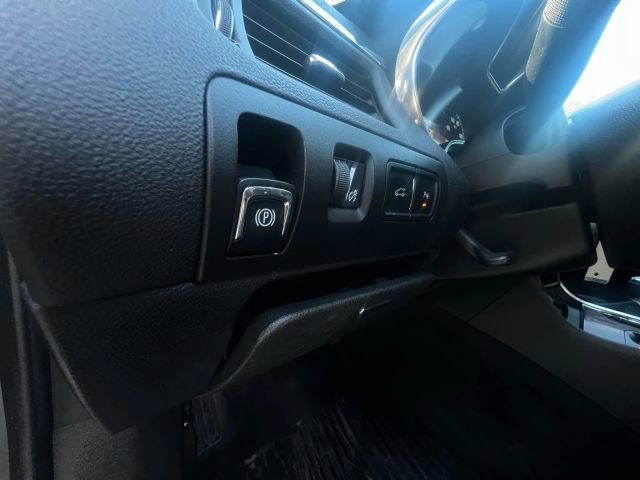 Used 2014 Chevrolet Impala LT w/ Convenience Package image 15