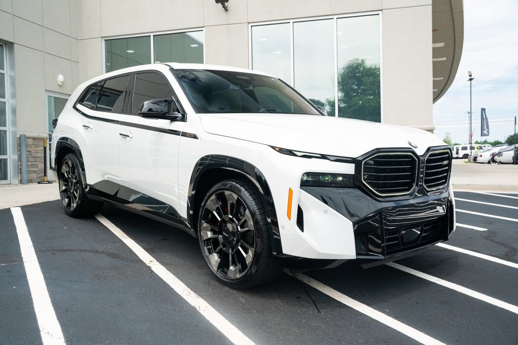 Used 2024 BMW XM AWD/4WD image 9