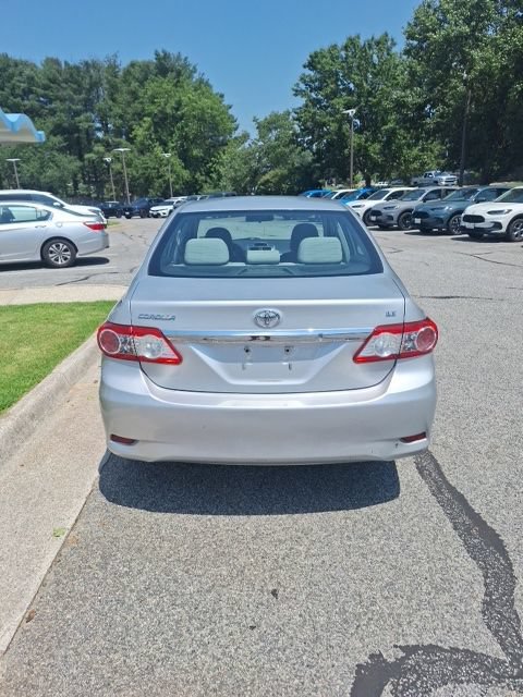 Used 2013 Toyota Corolla LE FWD image 5