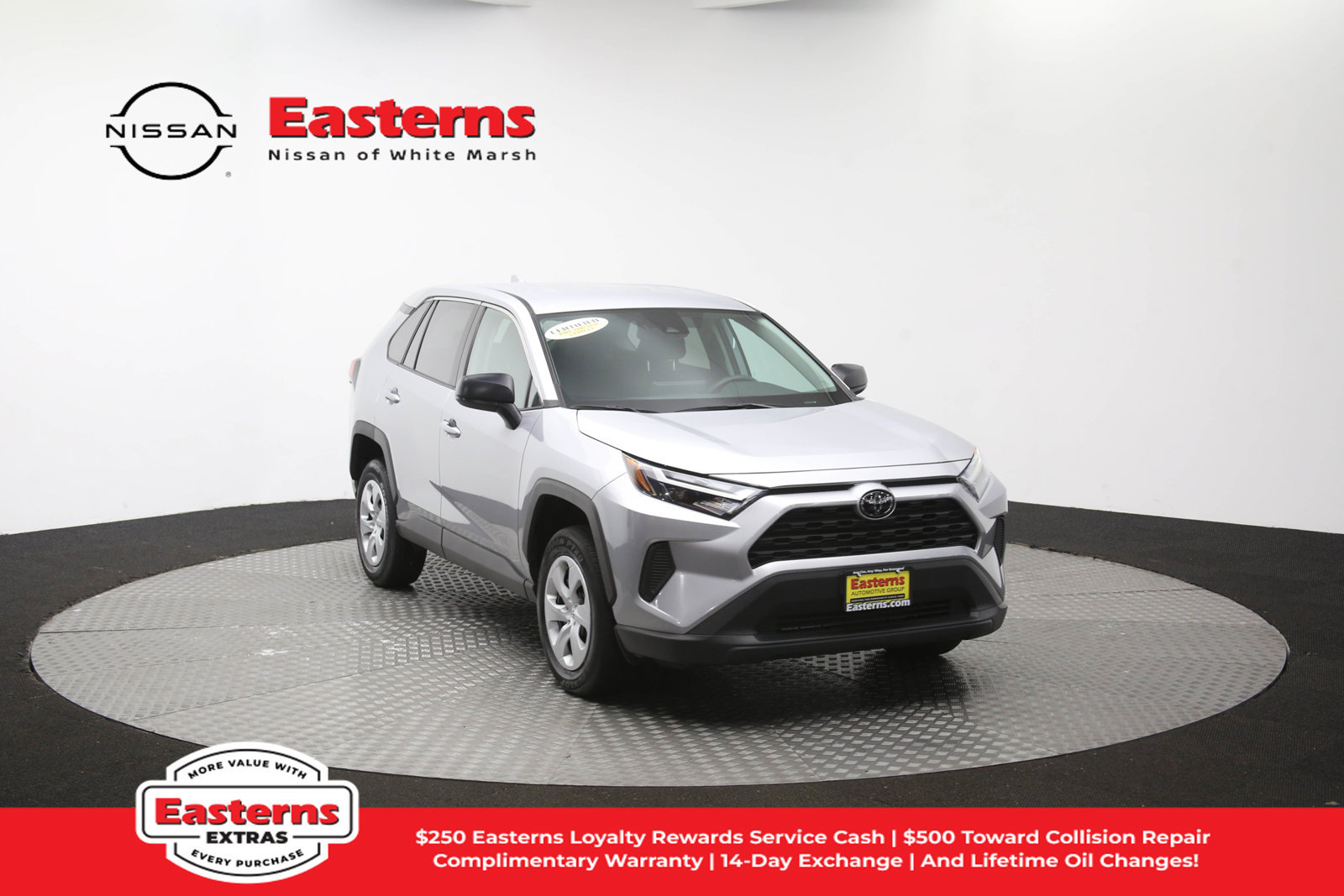 Used 2025 Toyota RAV4 LE AWD/4WD image 49