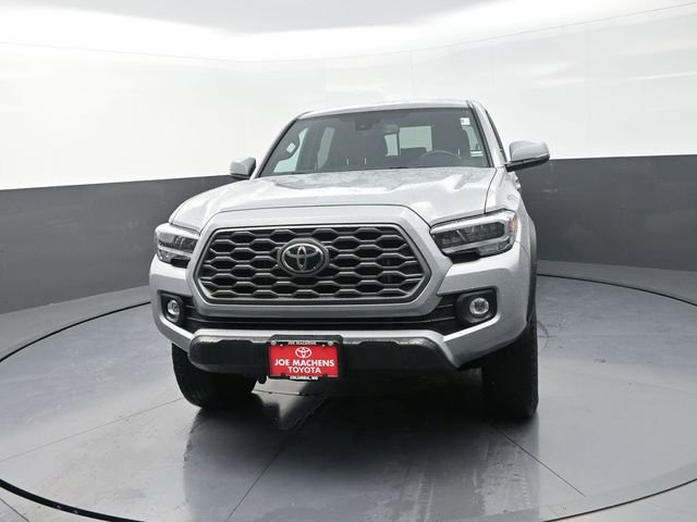 Used 2021 Toyota Tacoma TRD Off-Road AWD/4WD image 2