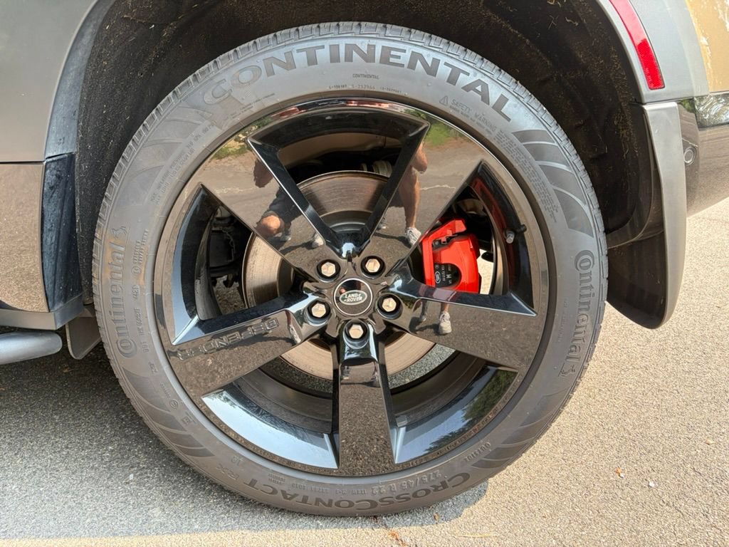 Used 2022 Land Rover Defender 90 X AWD/4WD image 35