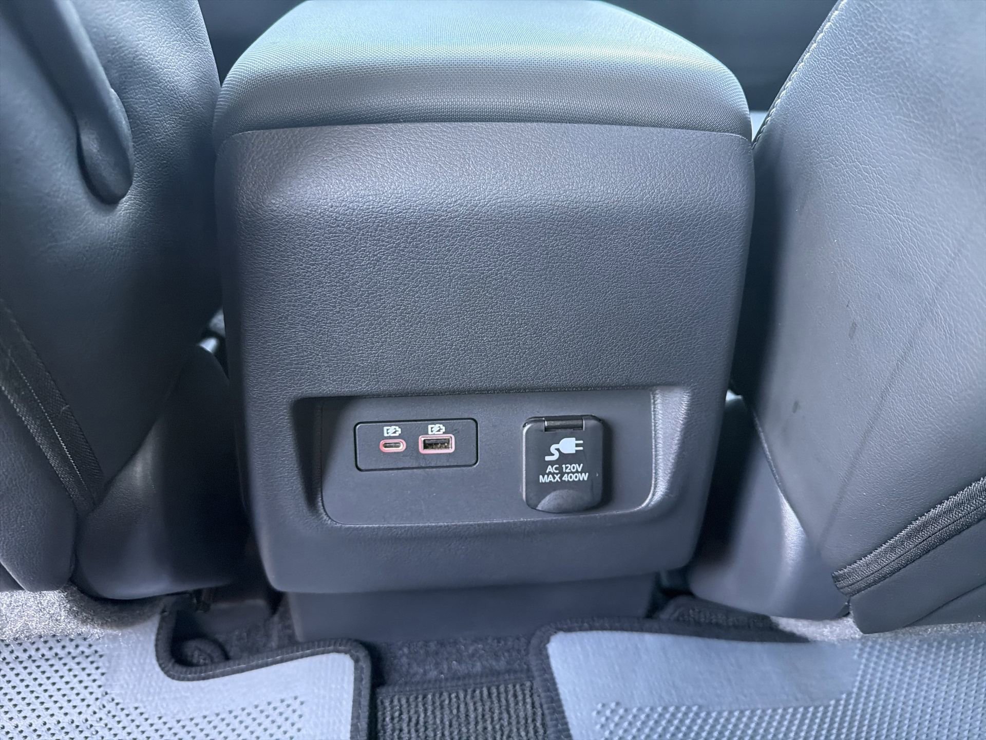 Used 2022 Nissan Frontier SV w/ SV Premium Package image 4