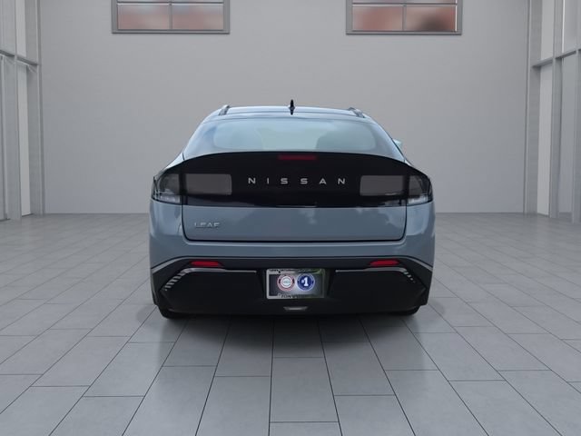 New 2026 Nissan Leaf Platinum+ w/ Illuminated Package FWD image 7