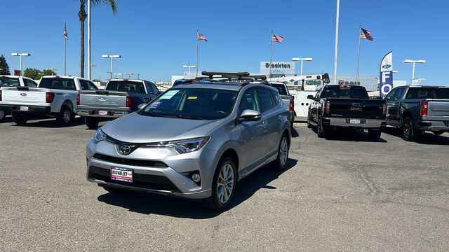 Used 2017 Toyota RAV4 Platinum AWD/4WD image 8