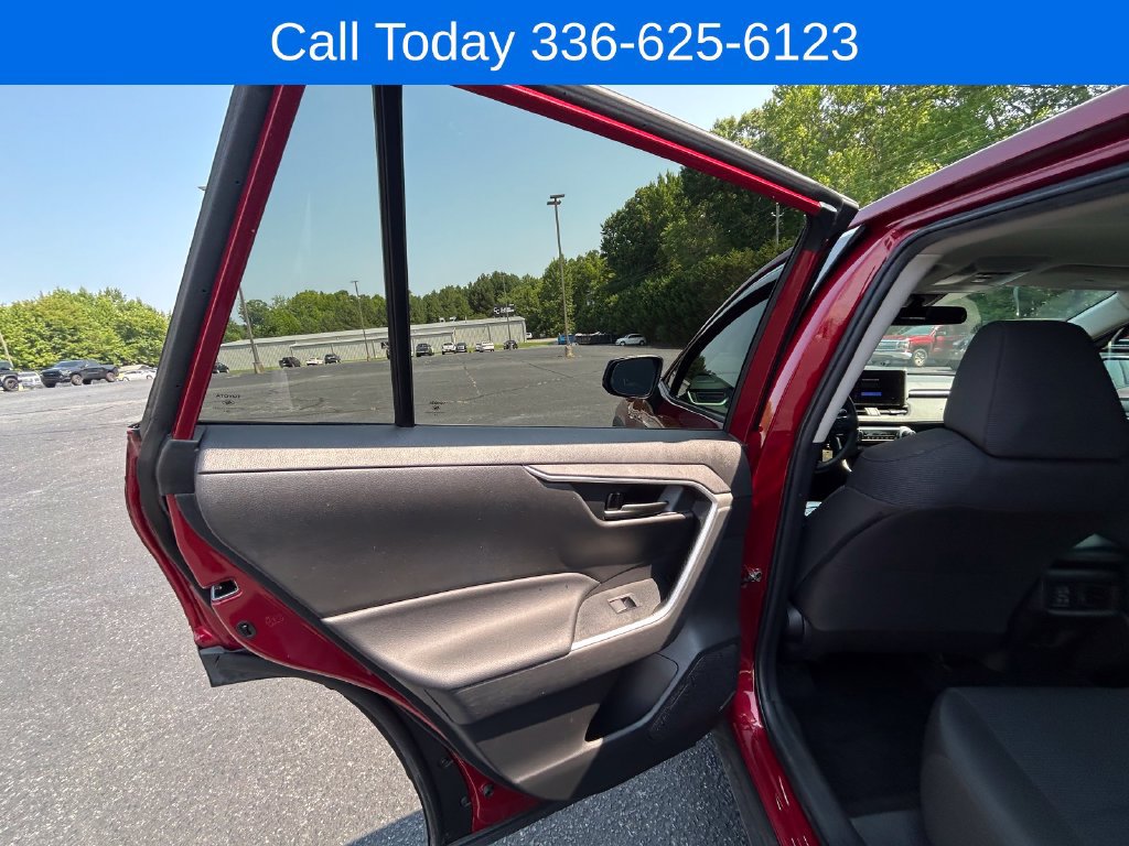Used 2023 Toyota RAV4 XLE w/ Convenience Package AWD/4WD image 15