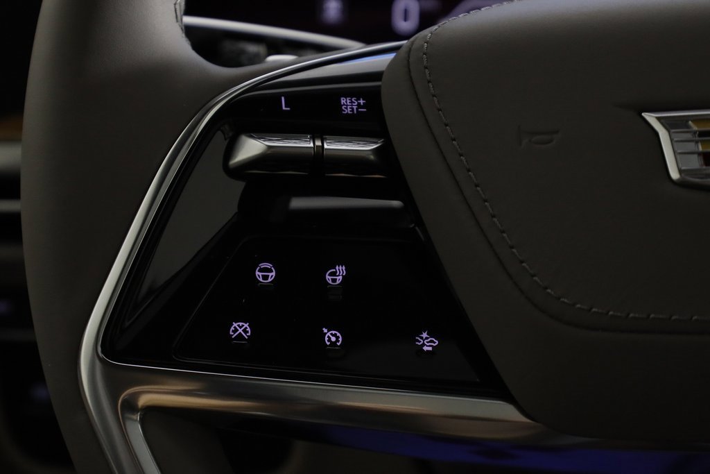 Used 2025 Cadillac Escalade Sport Platinum w/ LPO, ONYX Package image 22